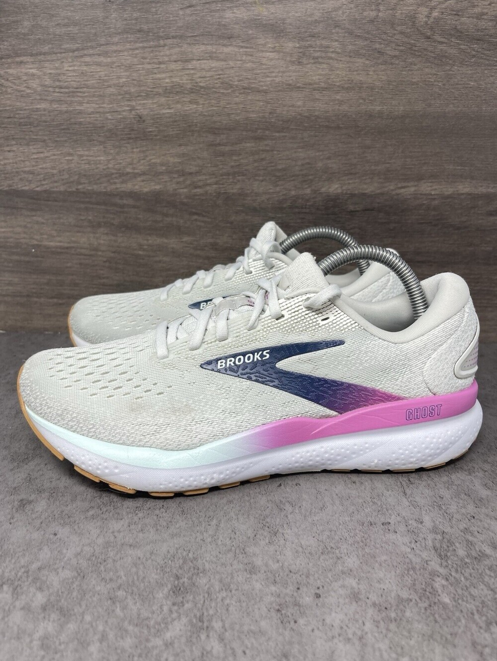 Brooks Ghost 16 Size 9 Womens White Pink Blue Running Shoes 1204071B175